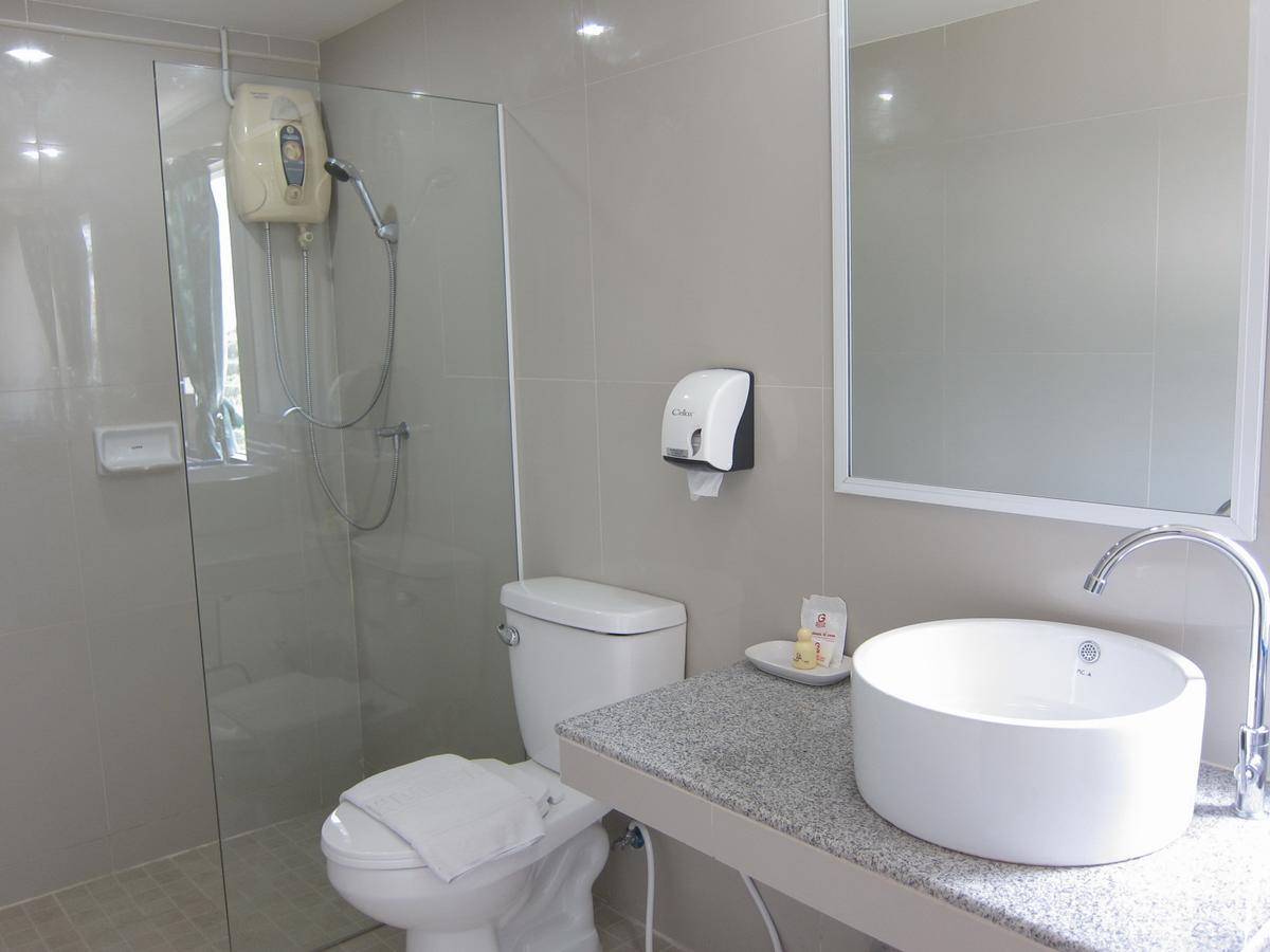 Golden House Service And Apartment Rayong Luaran gambar