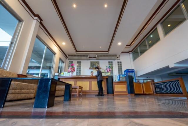 Golden House Service And Apartment Rayong Luaran gambar